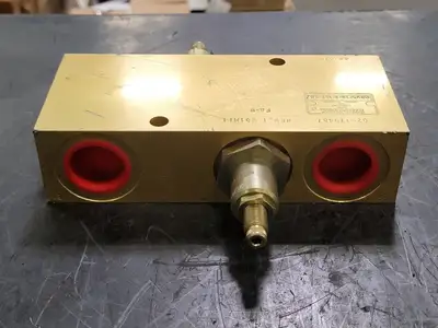 USED VICKERS CRV5-16-S-16T-60