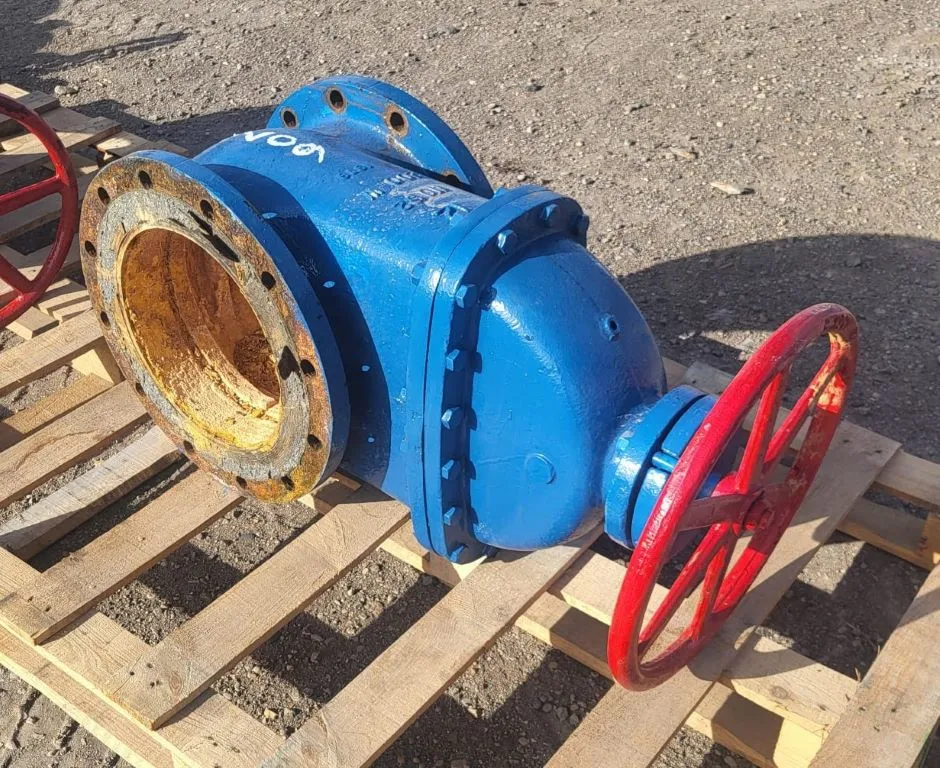 USED AMERICAN DARLING 12" GATE VALVE