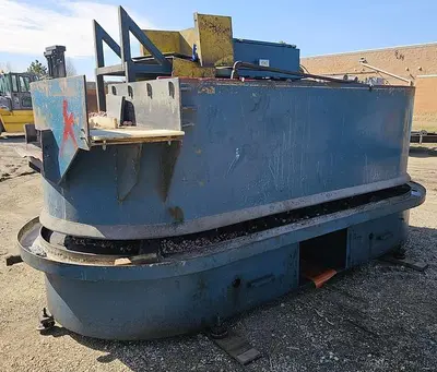 USED 1997 VL/RAMPE RT-32