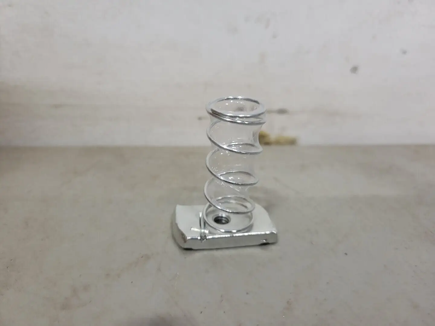 Strut Nut w/ Spring (Box of 100)