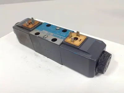 USED VICKERS DG4V-3-6C-M-U-HL7-60