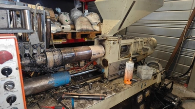 BILLION Injection Molding Machine, in decent condition