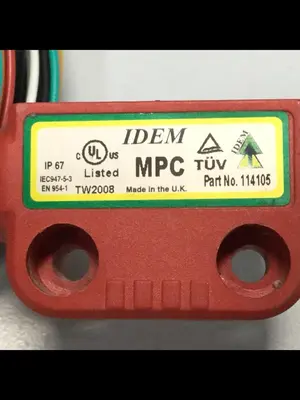 USED IDEM SAFETY SWITCHES 114105
