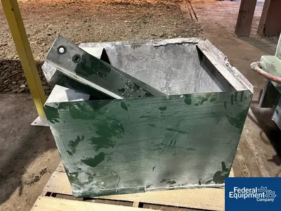 Unknown Dust Collector, (4) Cartridge
