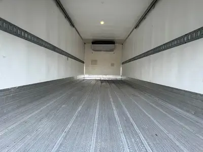 Used 2018 ISUZU NPR XD Reefer Trucks Florida US | Truck and Van Outlet #1509182