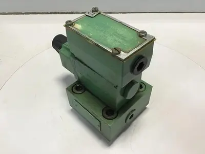 USED VICKERS DG4V-3-2A-M-W-B-40