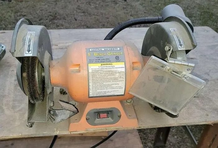 Used CENTRAL MACHINERY 37823 Pedestal Type Grinders (Double End) Wisconsin US | Lemke Machinery Sales #310062