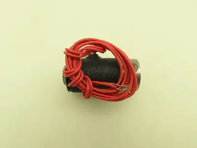 Honeywell Skinner B3ADA9100 Solenoid Valve 3-Way NC 120V 100 PSI 1/16"