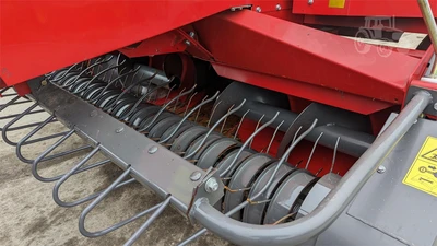 USED 2016 MASSEY FERGUSON 1840