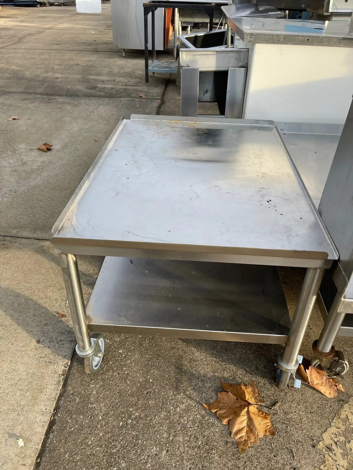 Used Falcon Restaurant Supply Used Stainless Steel Equipment Stand with Caster Wheels - SS281 Food Prep Tables Illinois US | Falcon Restaurant Supply #1375822