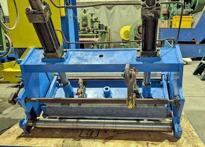 Tension Stand, Ruesch, 32" Wide