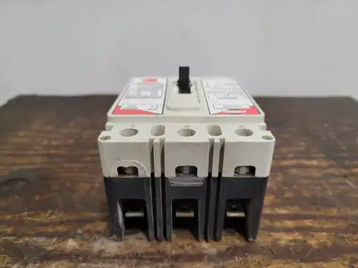 USED FEDERAL PIONEER CE3020B