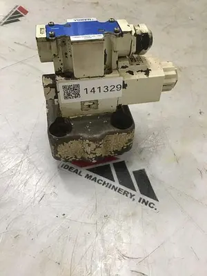 USED YUKEN DSG-01-2B2-D24-5079