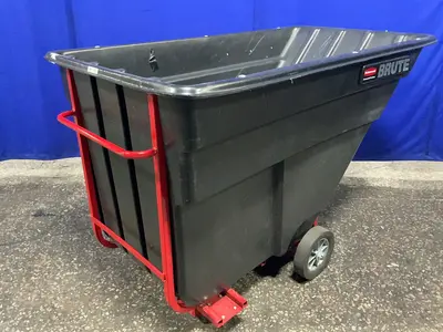 Used RUBBERMAID _UNKNOWN_ Material Handling (misc) Ohio US | HGR 24 #1556683