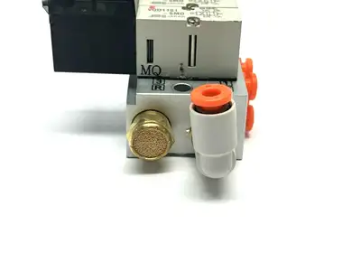 VV4QD15-02N3T VDQ1151-5MO | SMC VV4QD15-02N3T Manifold Base w/ VDQ1151-5MO Solenoid Valves - Used