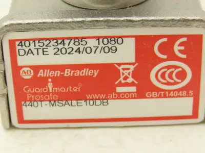 Allen Bradley 440T-MSALE10DB Guardmaster Trapped Key Interlock Switch No Key
