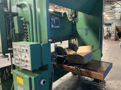 Used CINCINNATI 90 CB X 6 FT Press Brakes Ohio US | HGR 24 #1233422