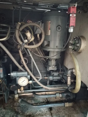 1994 GLOUCESTER 70" 418HE Bag Machines, Bag On Roll | Mark One Machinery (7)