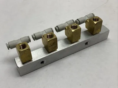 Pneumatic Manifold 4-Port w/ 6mm OD Tube Fittings - Used