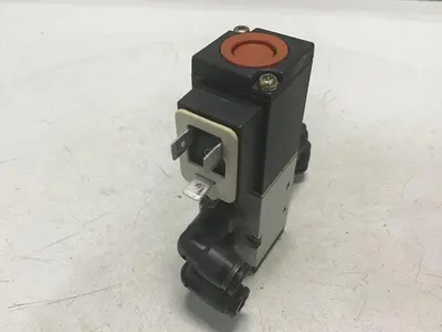 USED KOGANEI 100-4E1-39-SR