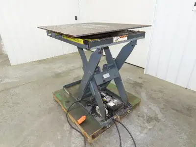 Used PENTALIFT _UNKNOWN_ Misc Lifts Indiana US | Arrow Industrial #1367364