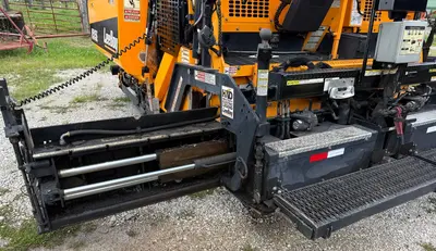 Used 2022 LEEBOY 8515E Asphalt Pavers Kentucky US | Proxy Equipment #1388973