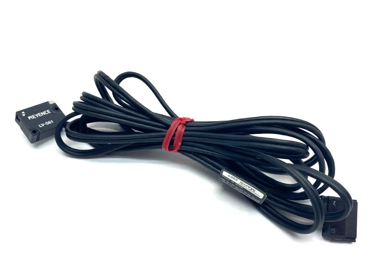USED KEYENCE MINIATURE SMALL SPOT RETRO REFLECTIVE LASER SENSOR