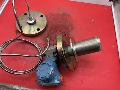 Rosemount 03031-0761-0022 Transmitter w/ DP0001-3015-Z3 x2