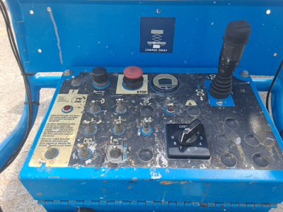 USED 2017 Genie Z-34/22N