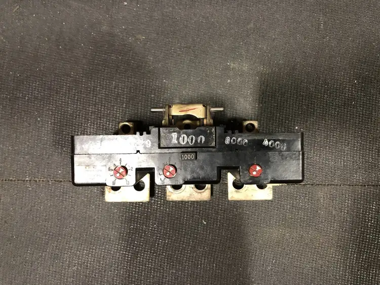 Used WESTINGHOUSE HNB31000T Switchgears British Columbia CA | Lenmark #244285