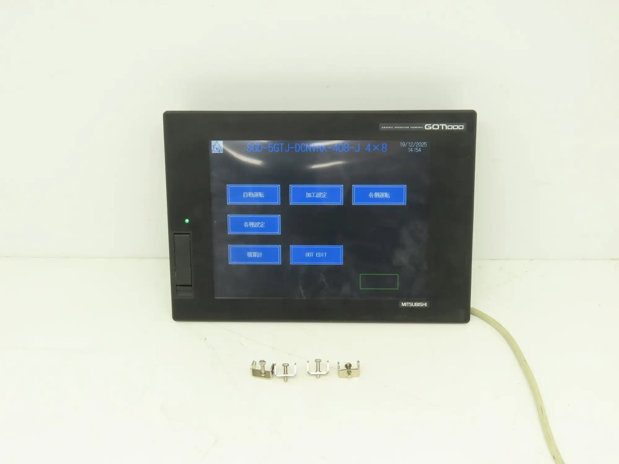 Mitsubishi GT1675M-VTBA 10.4" Color Touch Panel 640x480p 100-240VAC Color LCD