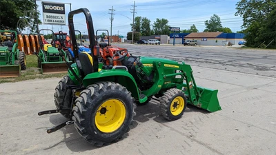 USED 2011 JOHN DEERE 3038E