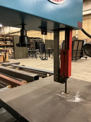 Used DOALL 2013-V Vertical Band Saws Ohio US | Equipment Recovery Corp. #1330555