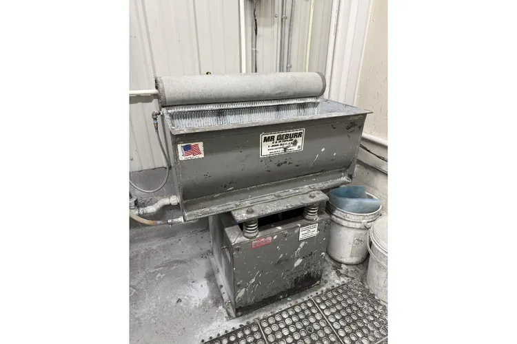Used _UNKNOWN_ _UNKNOWN_ Deburring Machines Utah US | KD Auctions #1549498