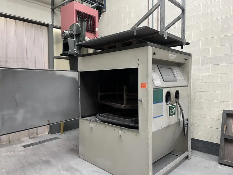 Used LABOREX SHOTBLASTMACHINE Shot Blast Cleaning (Peening / Airless) BE | Apt International N.V #370798