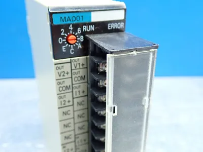Used OMRON C200HMAD01 Input / Output Modules | HGR 24 #747846