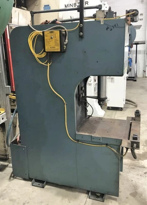 USED 1992 NEFF NEFF DF40-15M PRESS