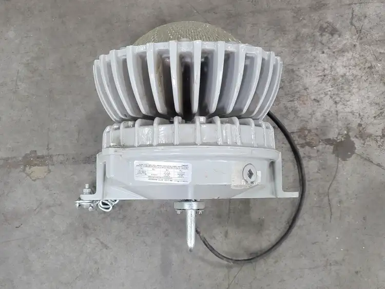 Used HOLOPHANE HPLED 84 700 Lighting British Columbia CA | Lenmark #253111
