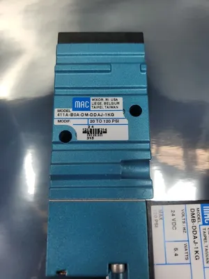 MAC 411A-B0A-DM-DDAJ-1KG Solenoid Valve w/DMB-DDAJ-1KG Module. 6A-12