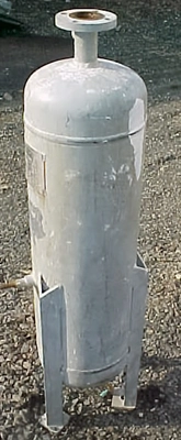 USED HOWARD WELDING 10 GALLON TANK PRESSURE TANK
