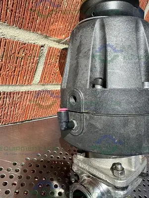 USED ITT PURE-FLO A217 DIAPHRAGM VALVES 90PSI W/ 1 1/2" SANITARY FITTING
