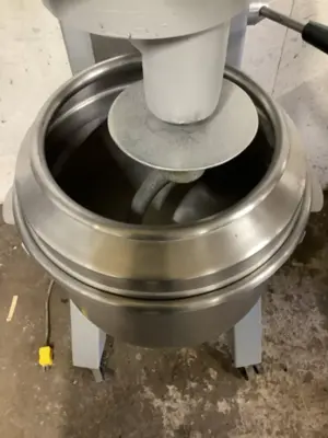 152-0692 Univex 30 Quart Mixer w Bowl and Hook