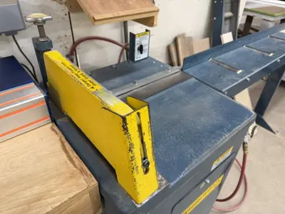 Whirlwind Model 212L 18" Upcut Saw w/ Infeed Roller