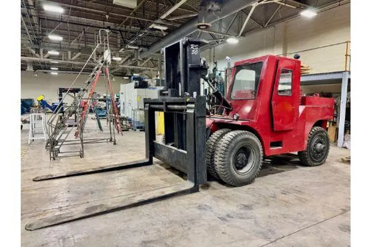 Used TAYLOR RS50 Internal Combustion Forklifts: Pneumatic Tire US | VX Machinery #455004