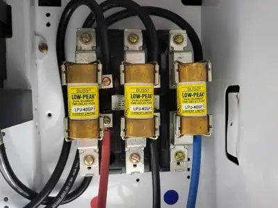 USED SQUARE D MODEL 6