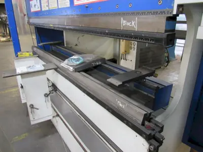 70 Ton x 80" TRUMPF TruBend CNC Hydraulic Press Brake, Model 3066