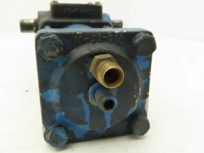 Contromatics 200SR Pneumatic Valve Actuator Spring Return 120 PSI 110 In/Lb