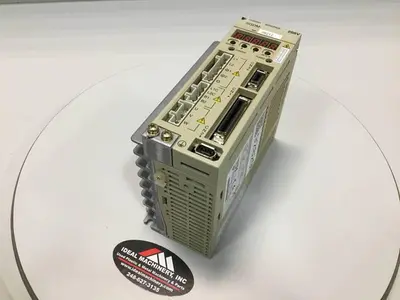 USED YASKAWA ELECTRIC SGDM-04ADA
