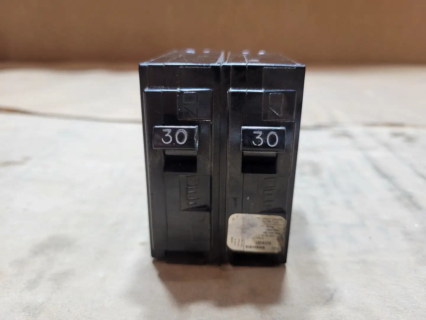Used SIEMENS Q230 Switchgears British Columbia CA | Lenmark #1438554