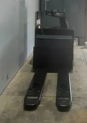 Used 2002 Crown PR3020-60 Electric Pallet Trucks New York US | United Lift #1446687